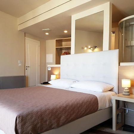 טרופאה Don Ugo Luxury Rooms מראה חיצוני תמונה