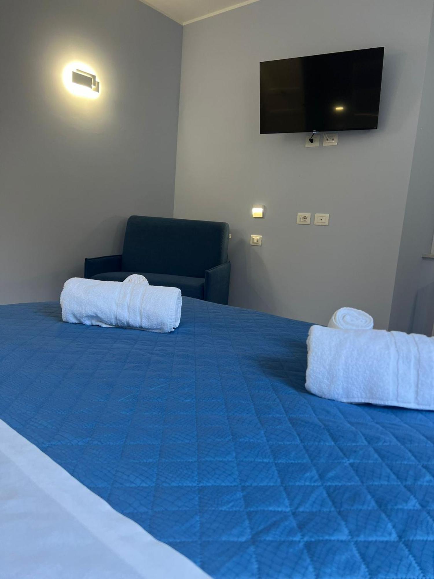 טרופאה Don Ugo Luxury Rooms מראה חיצוני תמונה